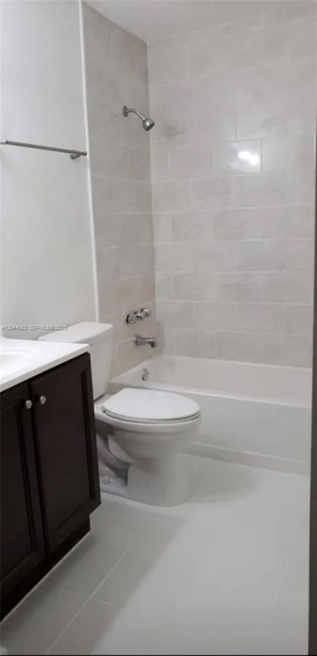 550 NW 82nd Ct, Unit 383, Miami, FL 33126 Photo