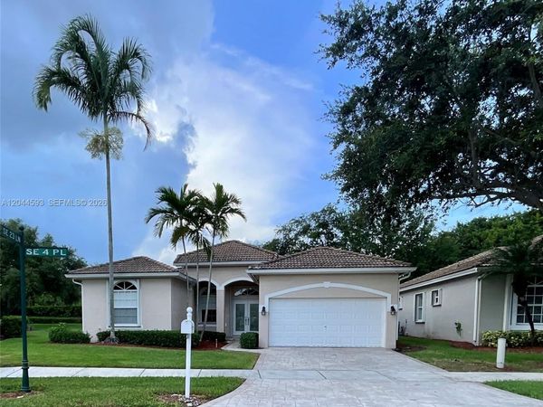 2335 SE 4th Pl , Homestead, FL 33033