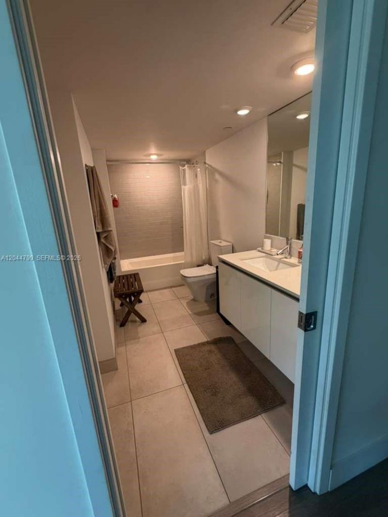 1025 92nd St , Unit 507, Bay Harbor Islands, FL 33154 Photo