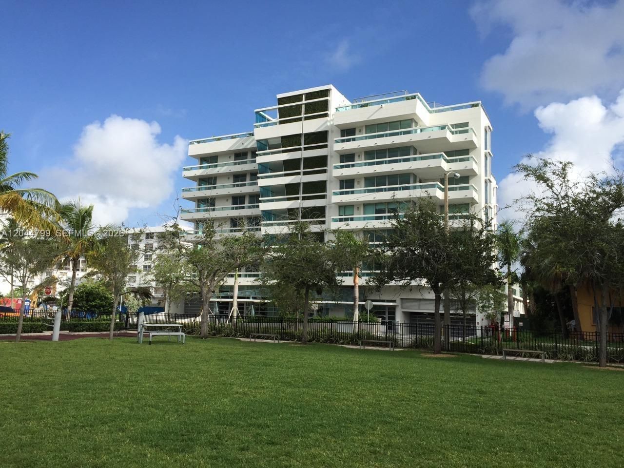 1025 92nd St , Unit 507, Bay Harbor Islands, FL 33154 Photo