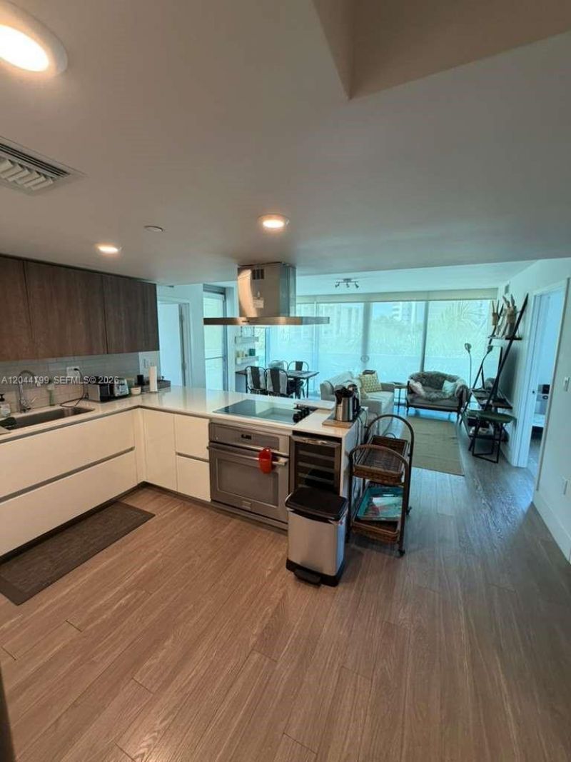1025 92nd St , Unit 507, Bay Harbor Islands, FL 33154 Photo