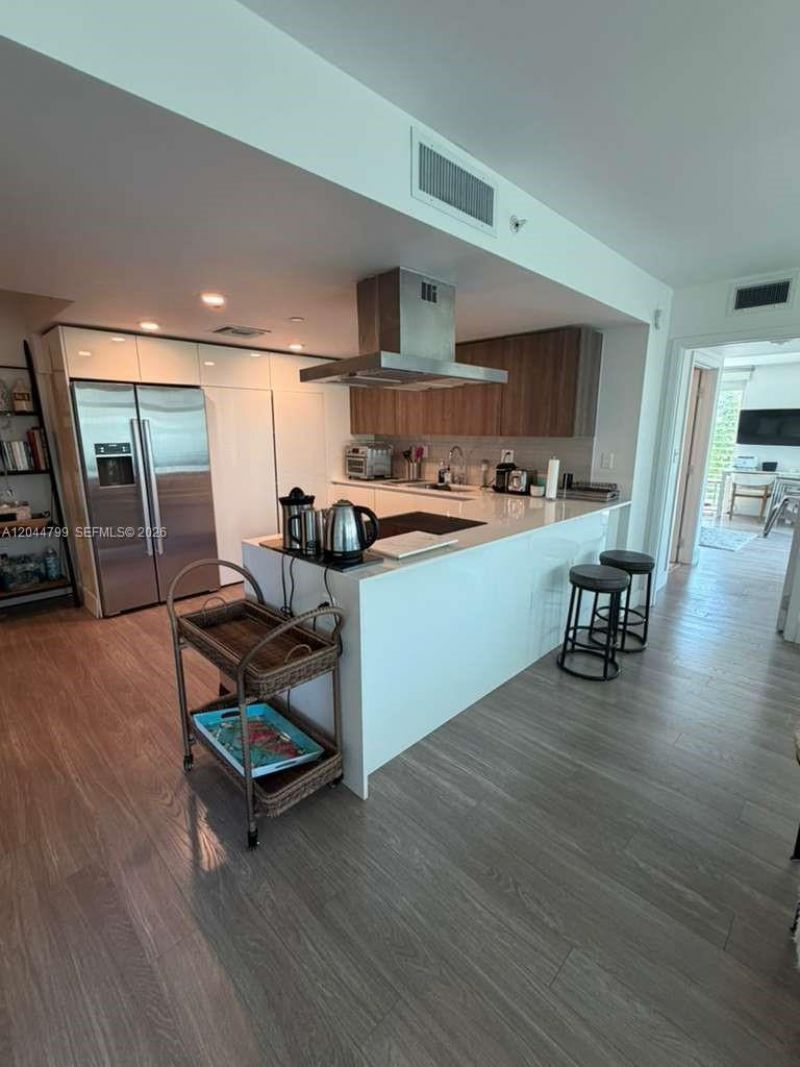 1025 92nd St , Unit 507, Bay Harbor Islands, FL 33154 Photo