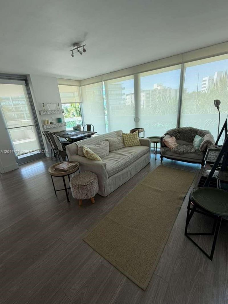 1025 92nd St , Unit 507, Bay Harbor Islands, FL 33154 Photo