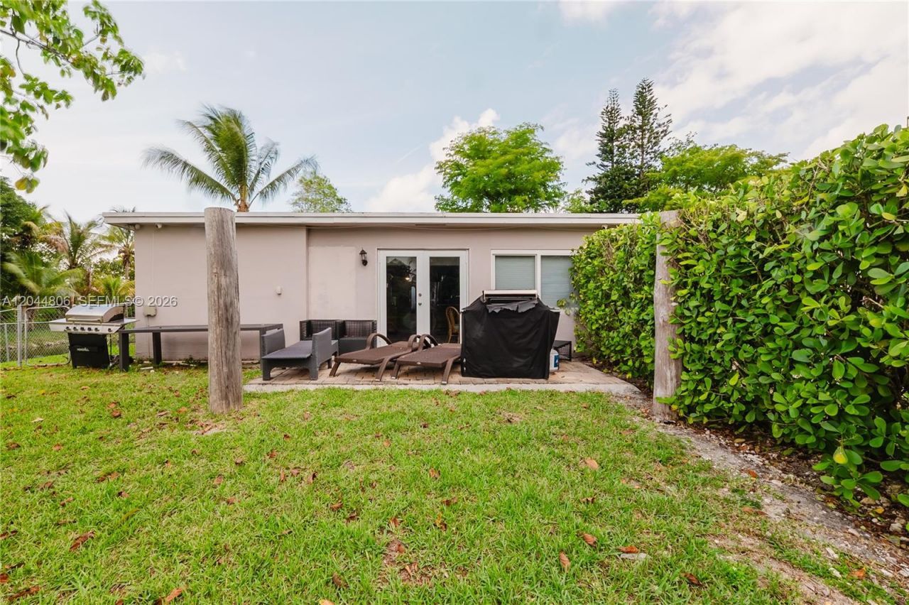 11320 NW 35th Ct , Unit B, Coral Springs, FL 33065 Photo