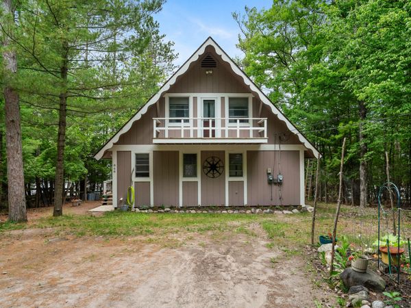868 Chippewa Beach Road, Indian River, MI 49749