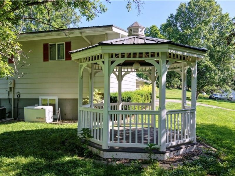 37080 Township Road 68a, Dresden, OH 43821 Photo 9
