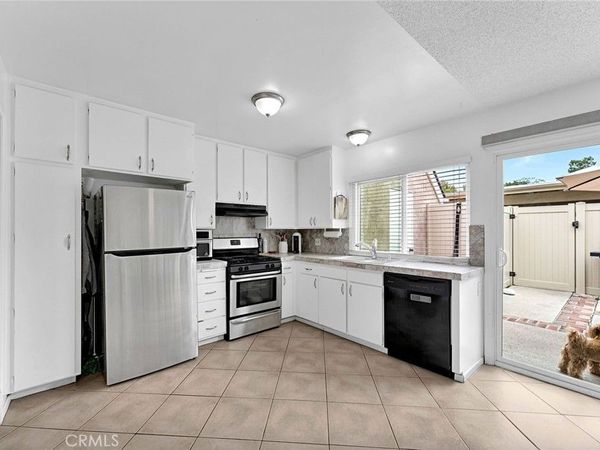 11 Rosemary, Irvine, CA 92604