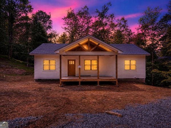 209 Pinecrest Court, Ellijay, GA 30540