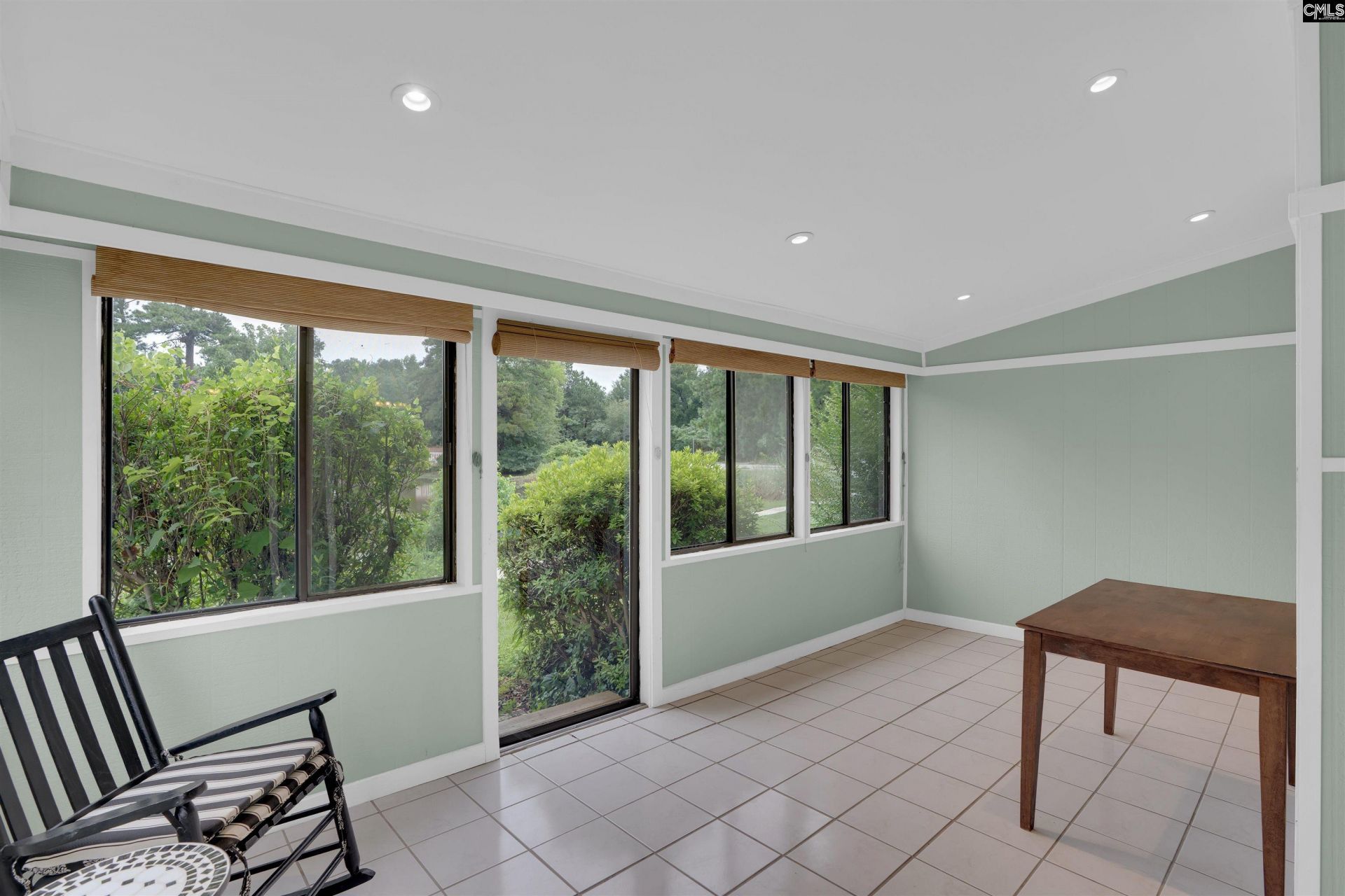 57 Royalgate Drive Photo 14