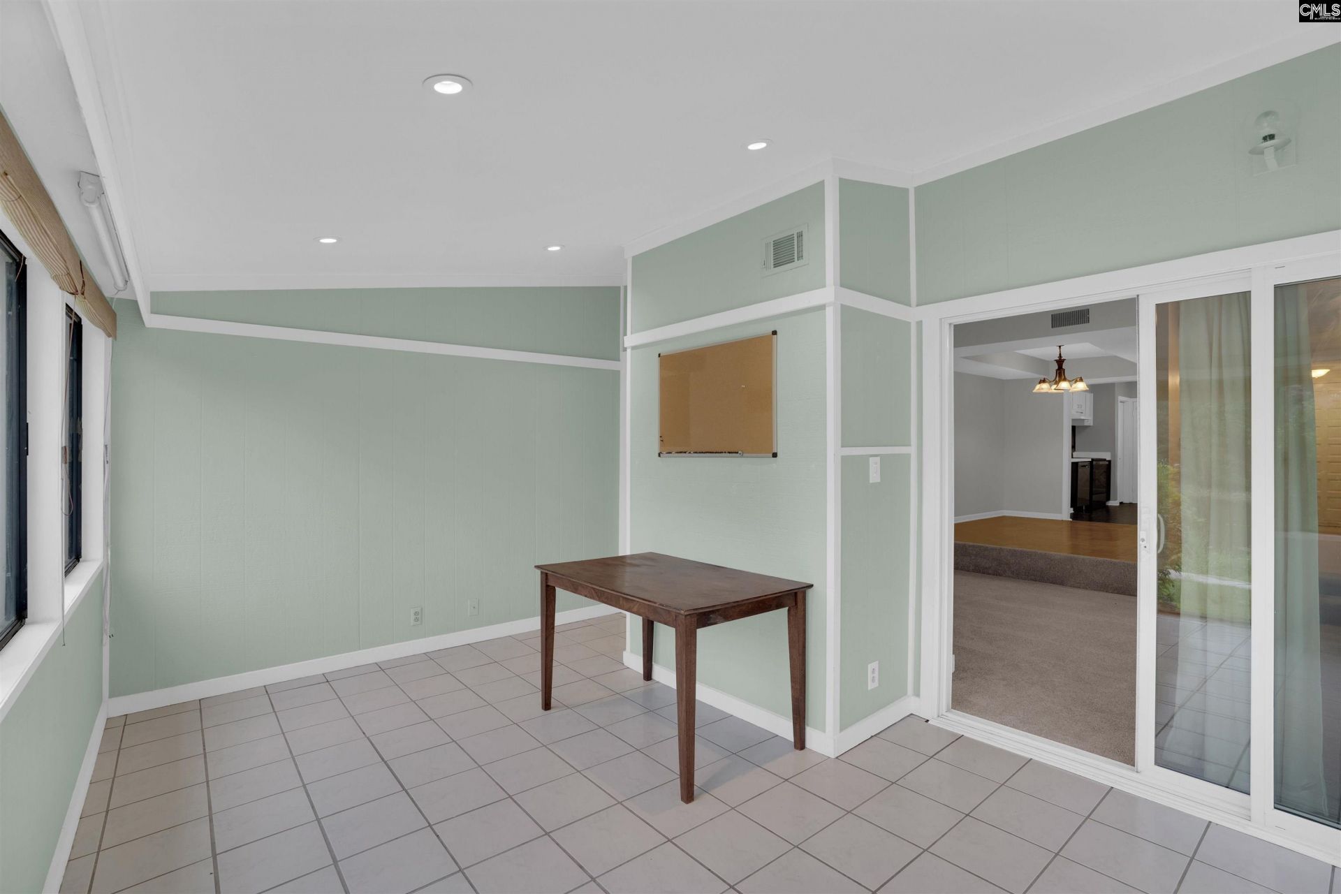 57 Royalgate Drive Photo 15