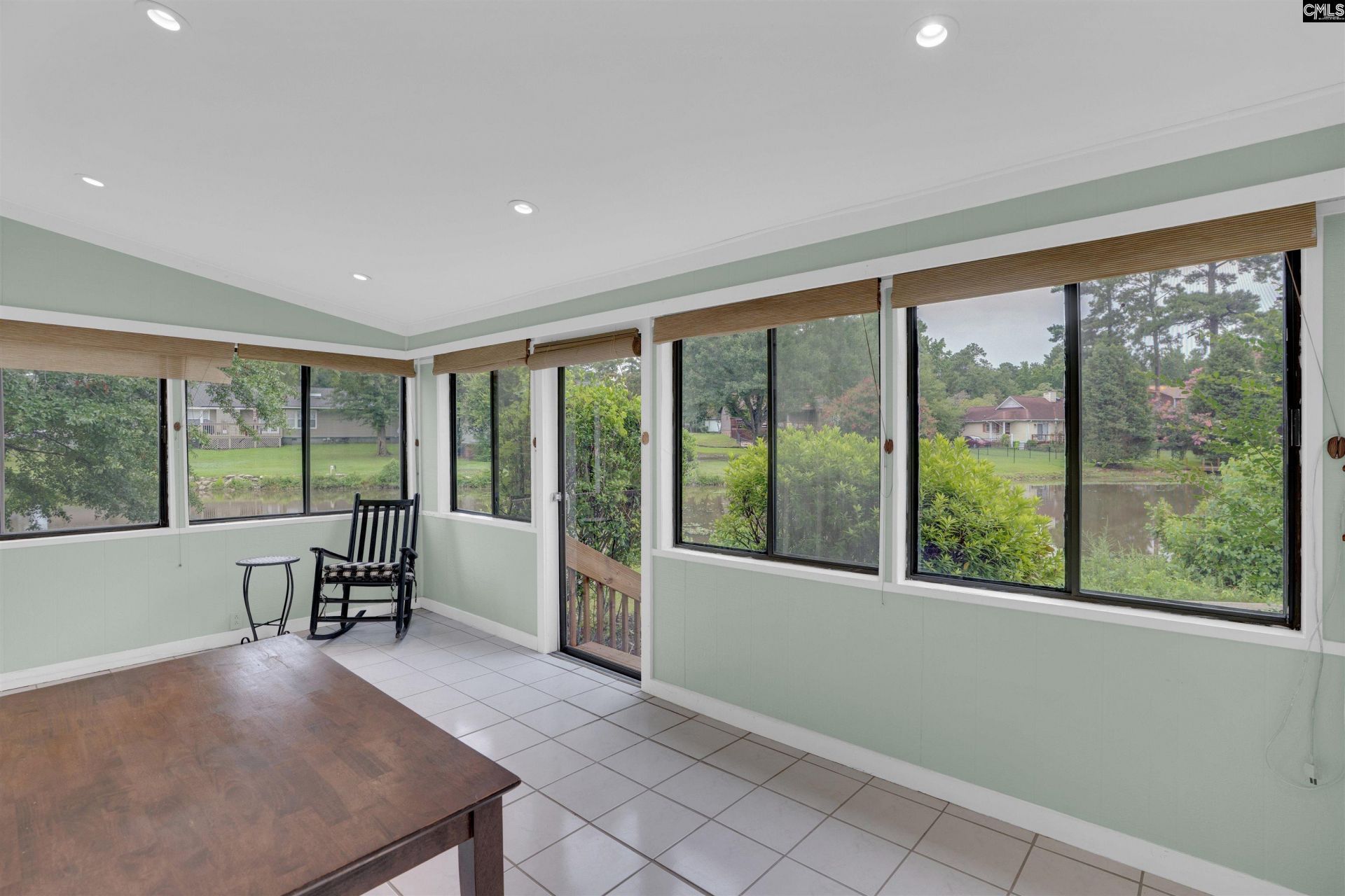 57 Royalgate Drive Photo 17