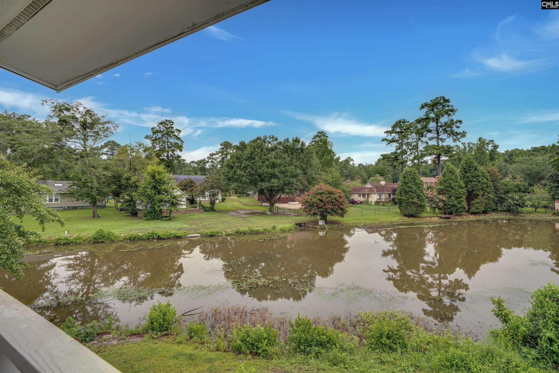 57 Royalgate Drive Photo 32