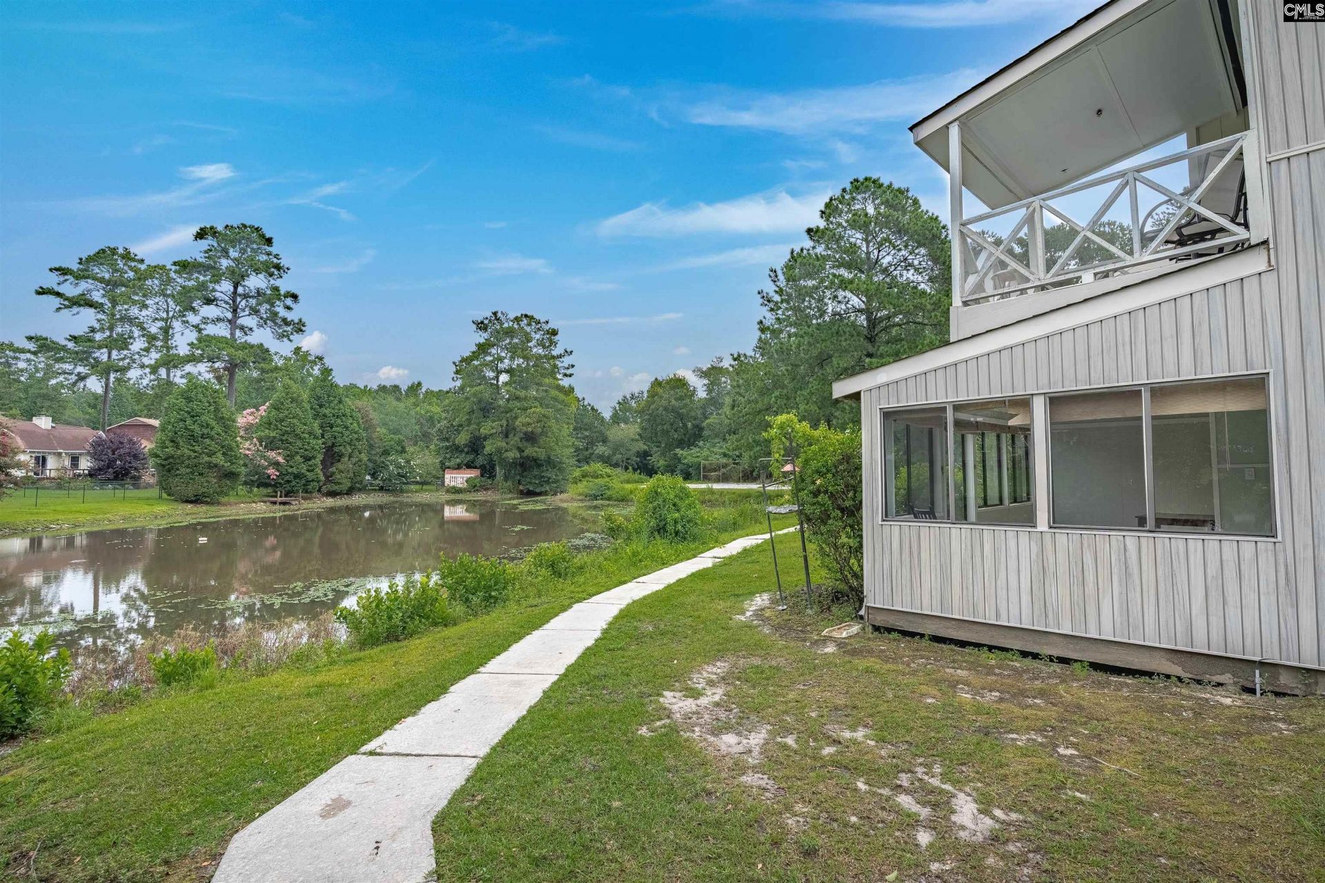 57 Royalgate Drive Photo 43