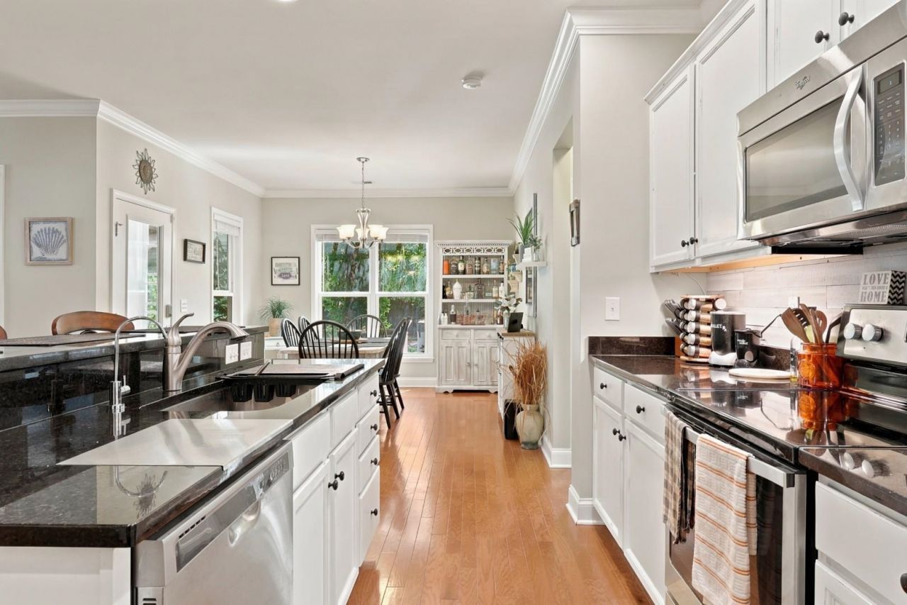 250 Cypress Creek Dr. Photo 24
