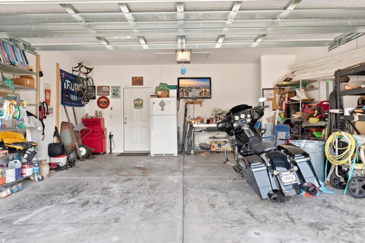 250 Cypress Creek Dr. Photo 51