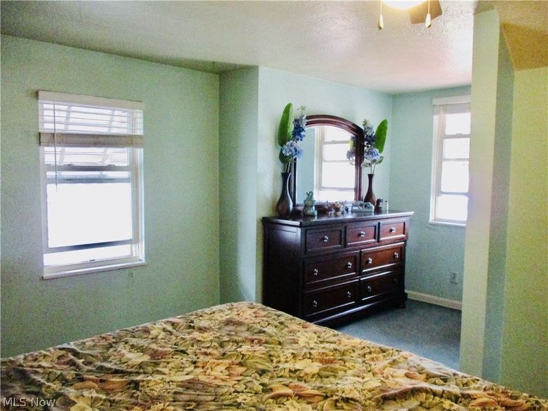6411 Snow Road, Parma, OH 44129 Photo 11
