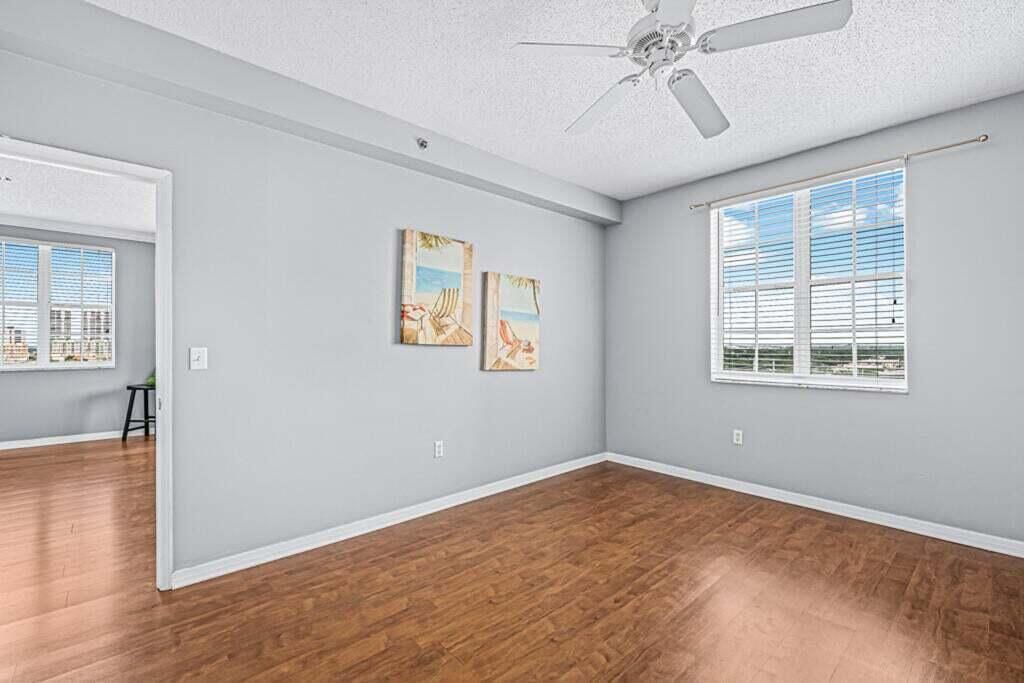 616 Clearwater Park Road, Unit 1112, West Palm Beach, FL 33401 Photo