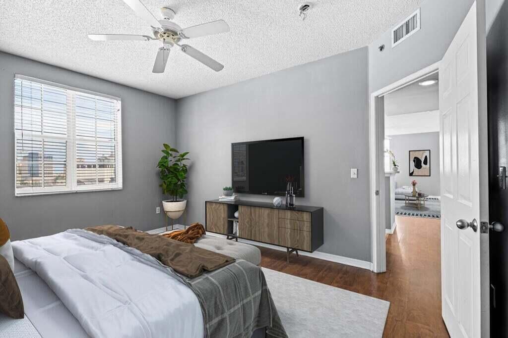 616 Clearwater Park Road, Unit 1112, West Palm Beach, FL 33401 Photo