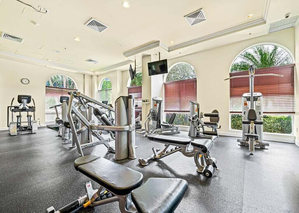 616 Clearwater Park Road, Unit 1112, West Palm Beach, FL 33401 Photo