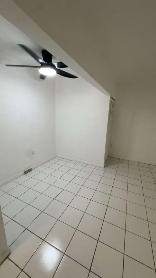 51 Edgewater Drive, Unit 4, Coral Gables, FL 33133 Photo