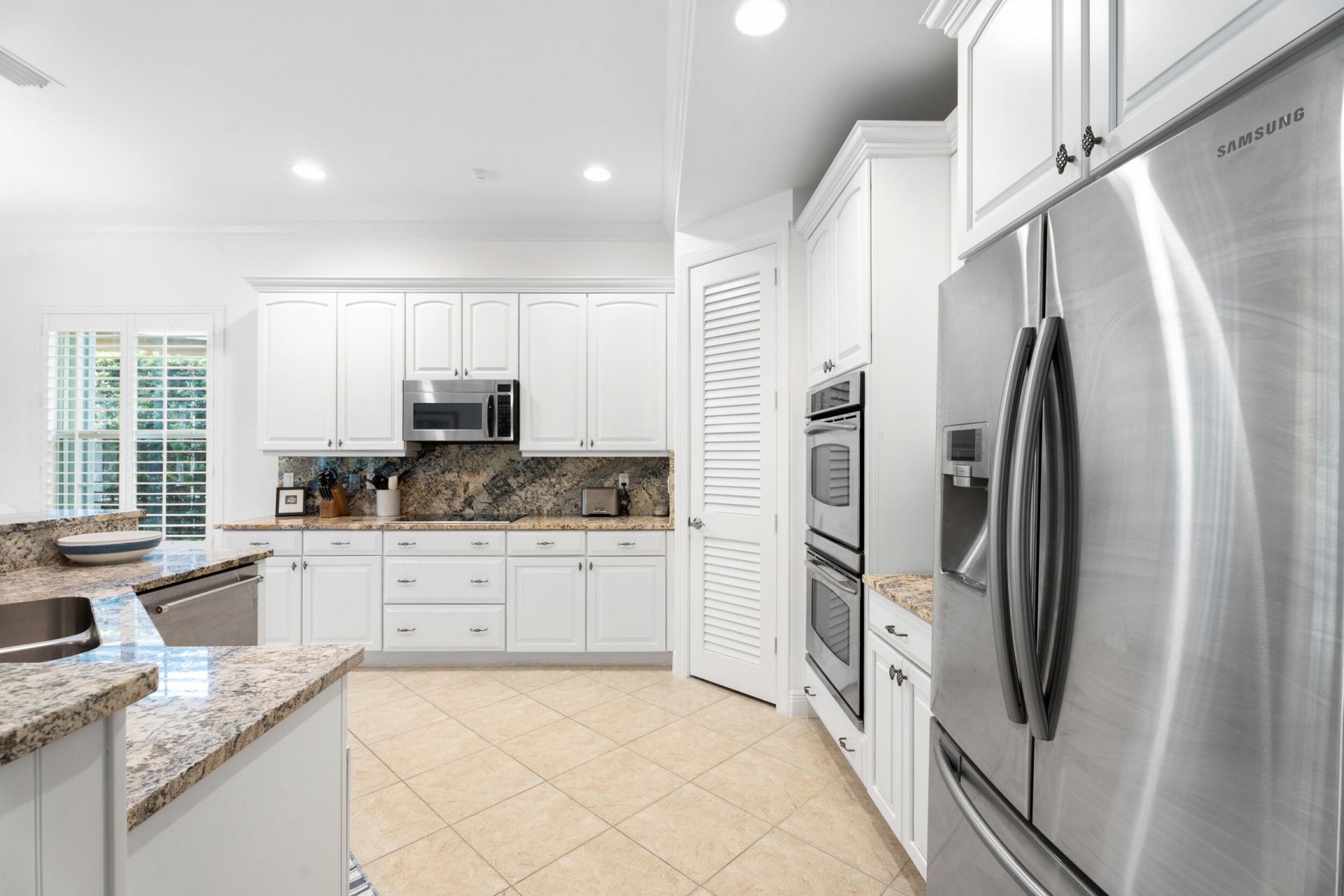 910 SW Palm Cove Drive, Palm City, FL 34990 Photo