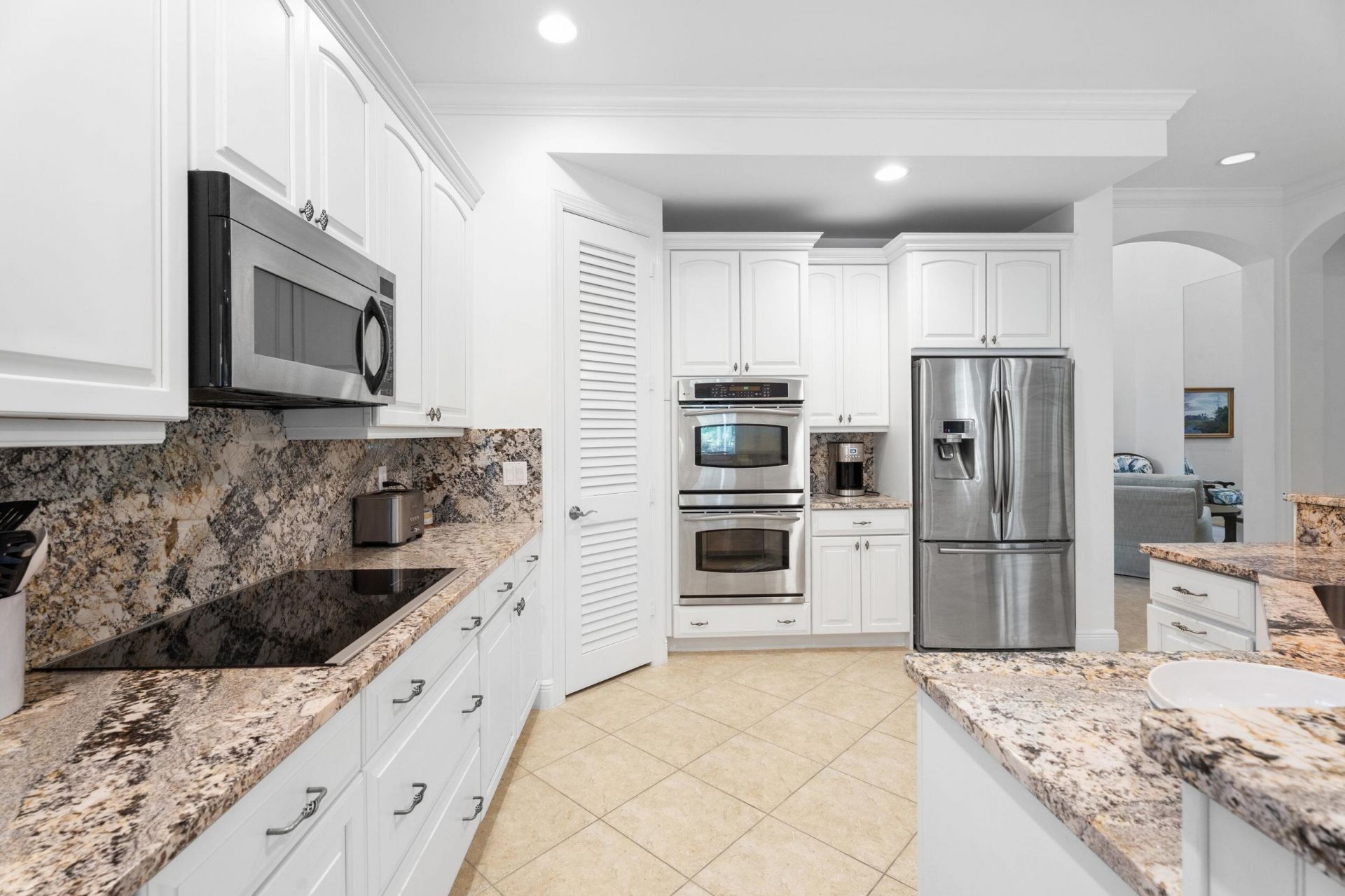910 SW Palm Cove Drive, Palm City, FL 34990 Photo
