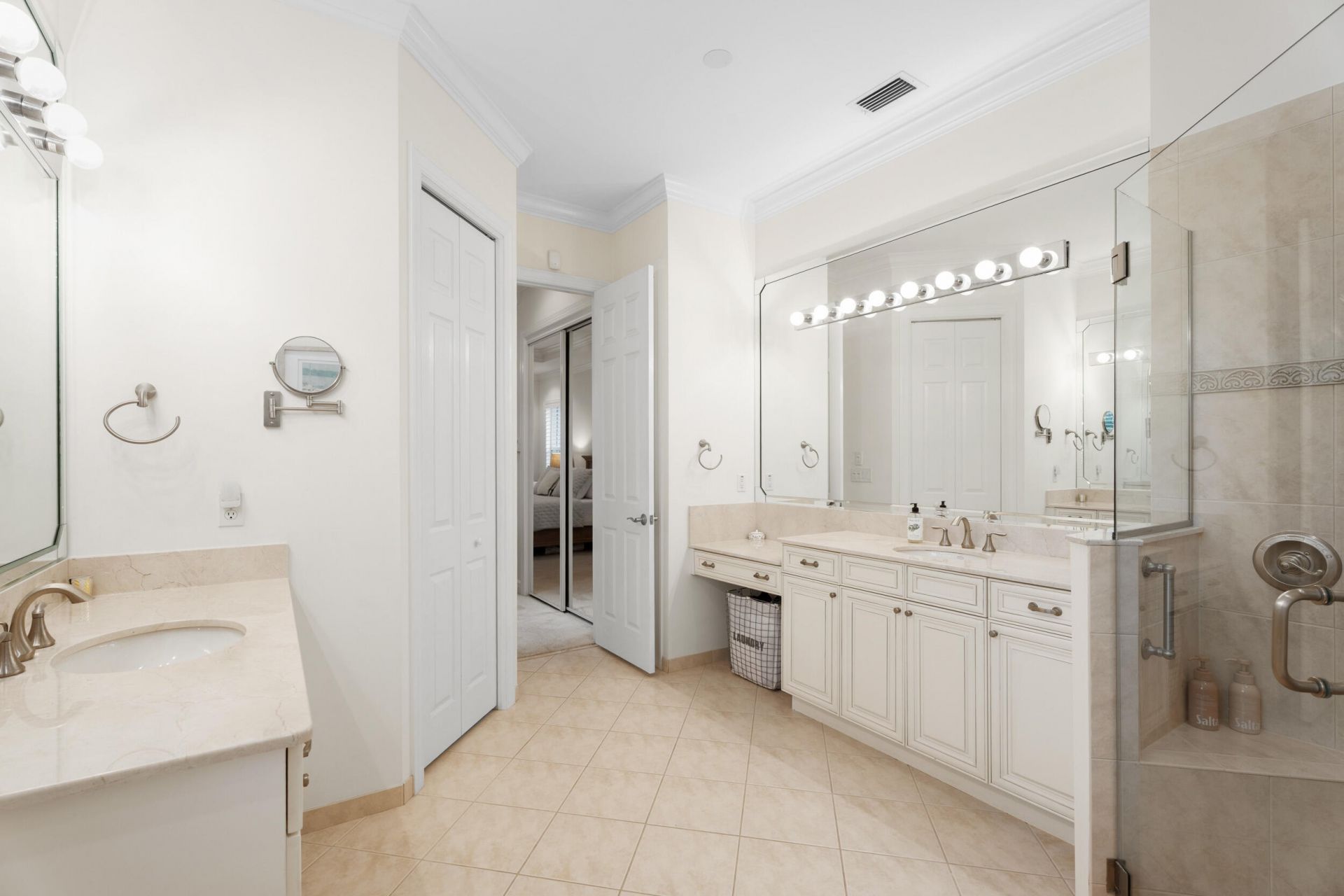 910 SW Palm Cove Drive, Palm City, FL 34990 Photo