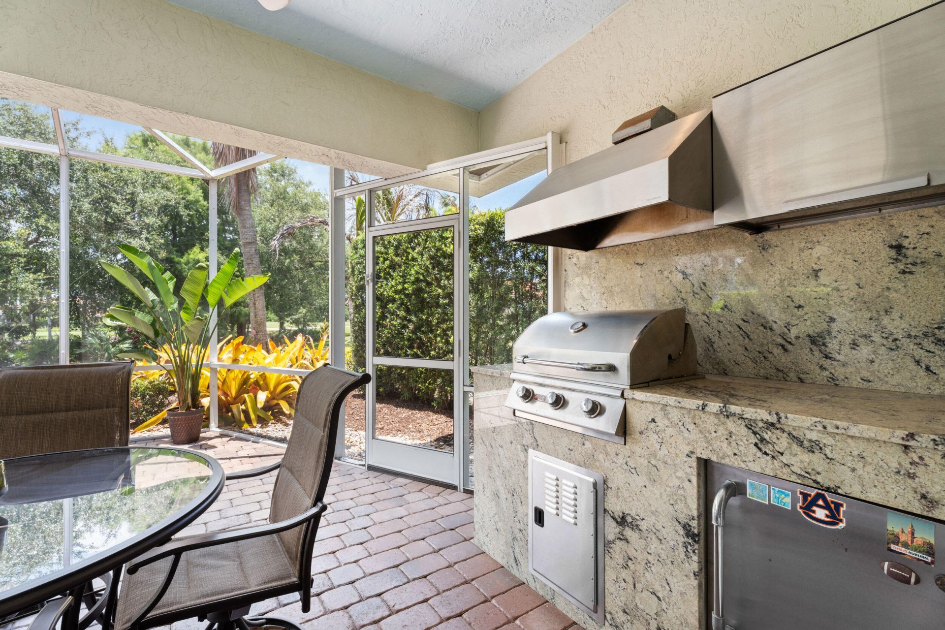 910 SW Palm Cove Drive, Palm City, FL 34990 Photo