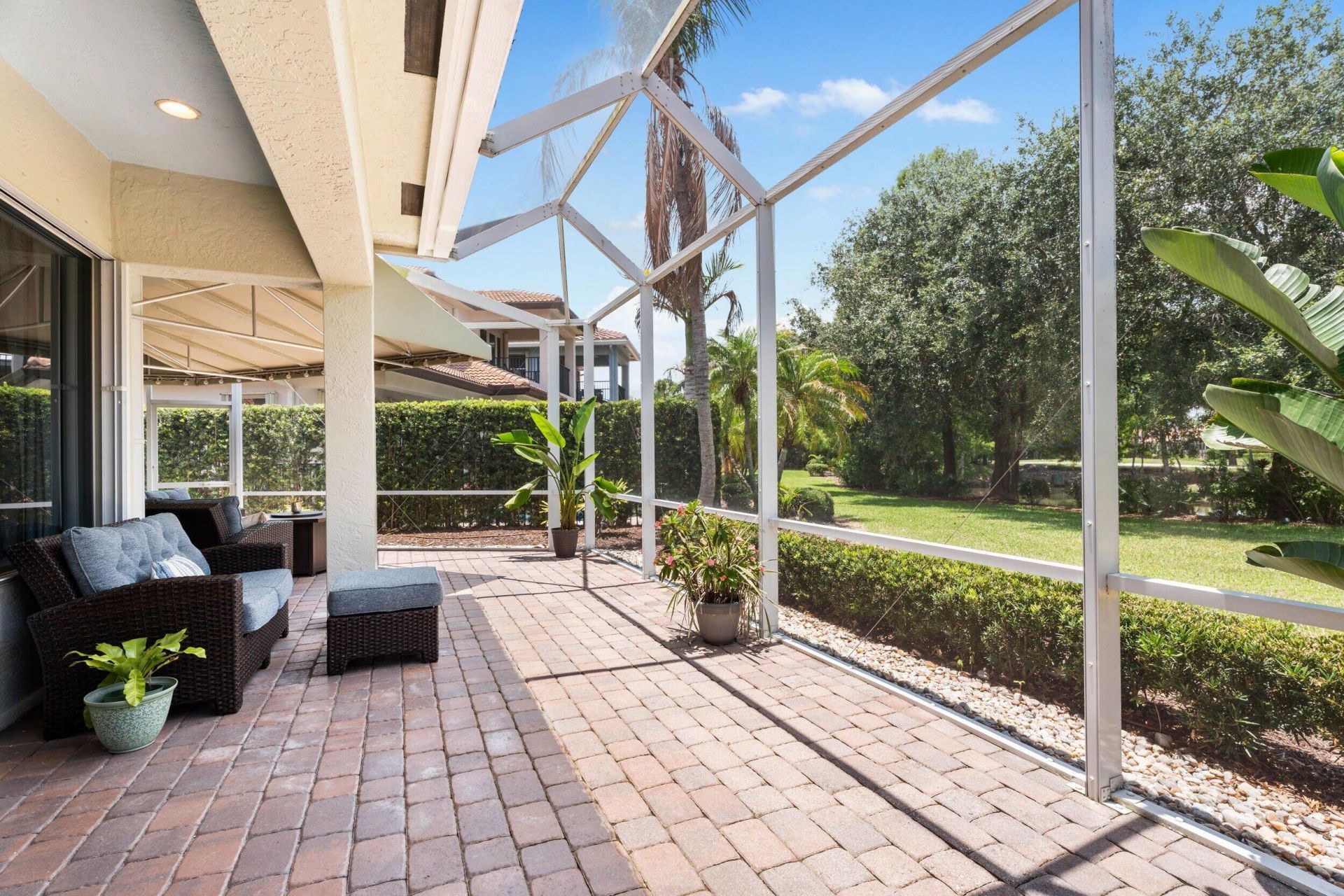 910 SW Palm Cove Drive, Palm City, FL 34990 Photo