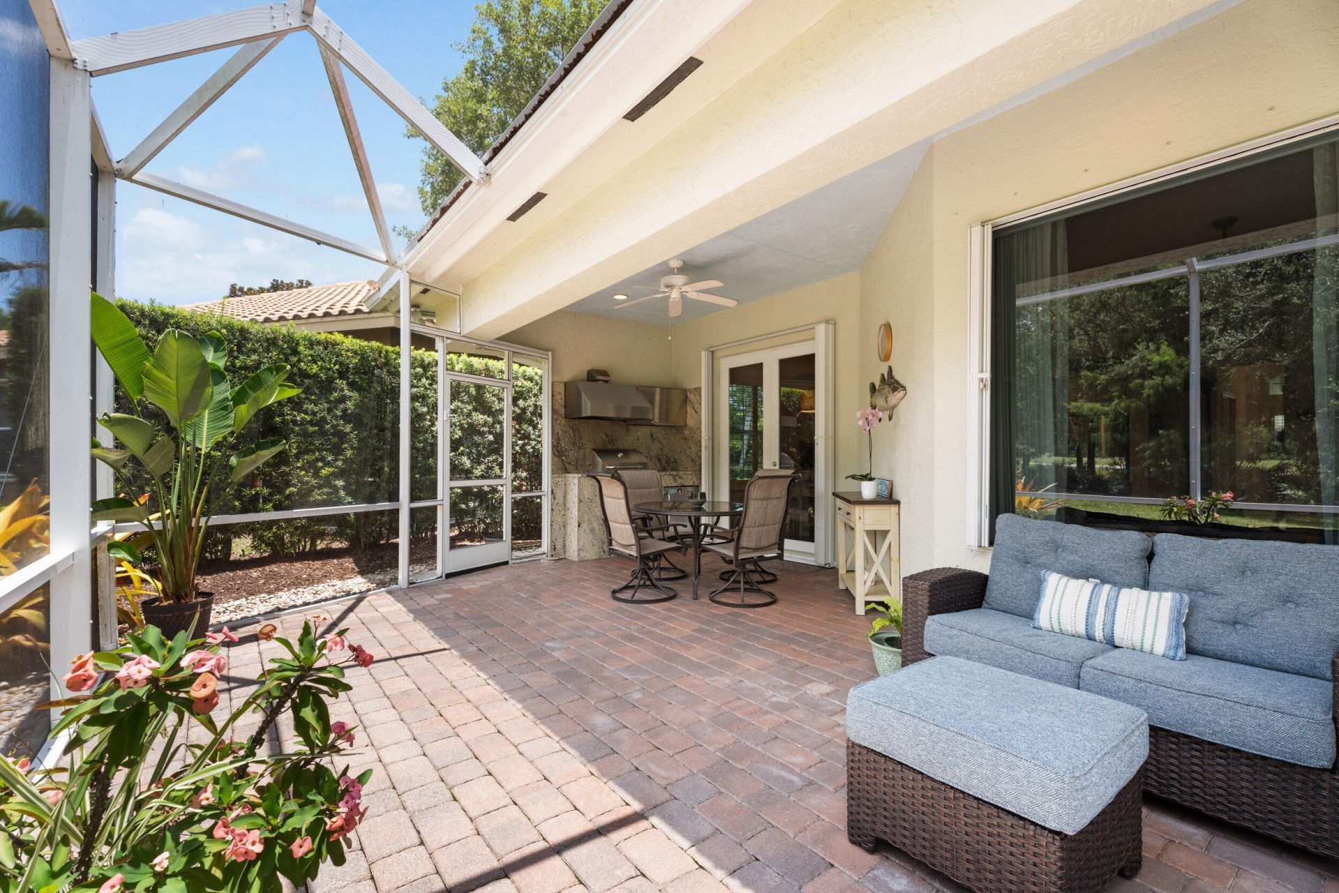 910 SW Palm Cove Drive, Palm City, FL 34990 Photo