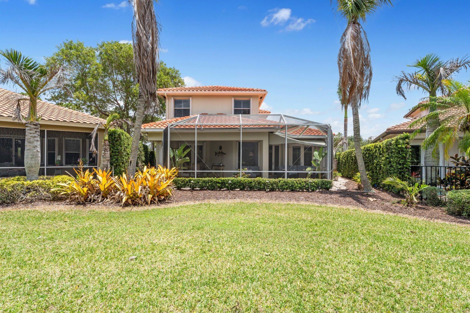 910 SW Palm Cove Drive, Palm City, FL 34990 Photo