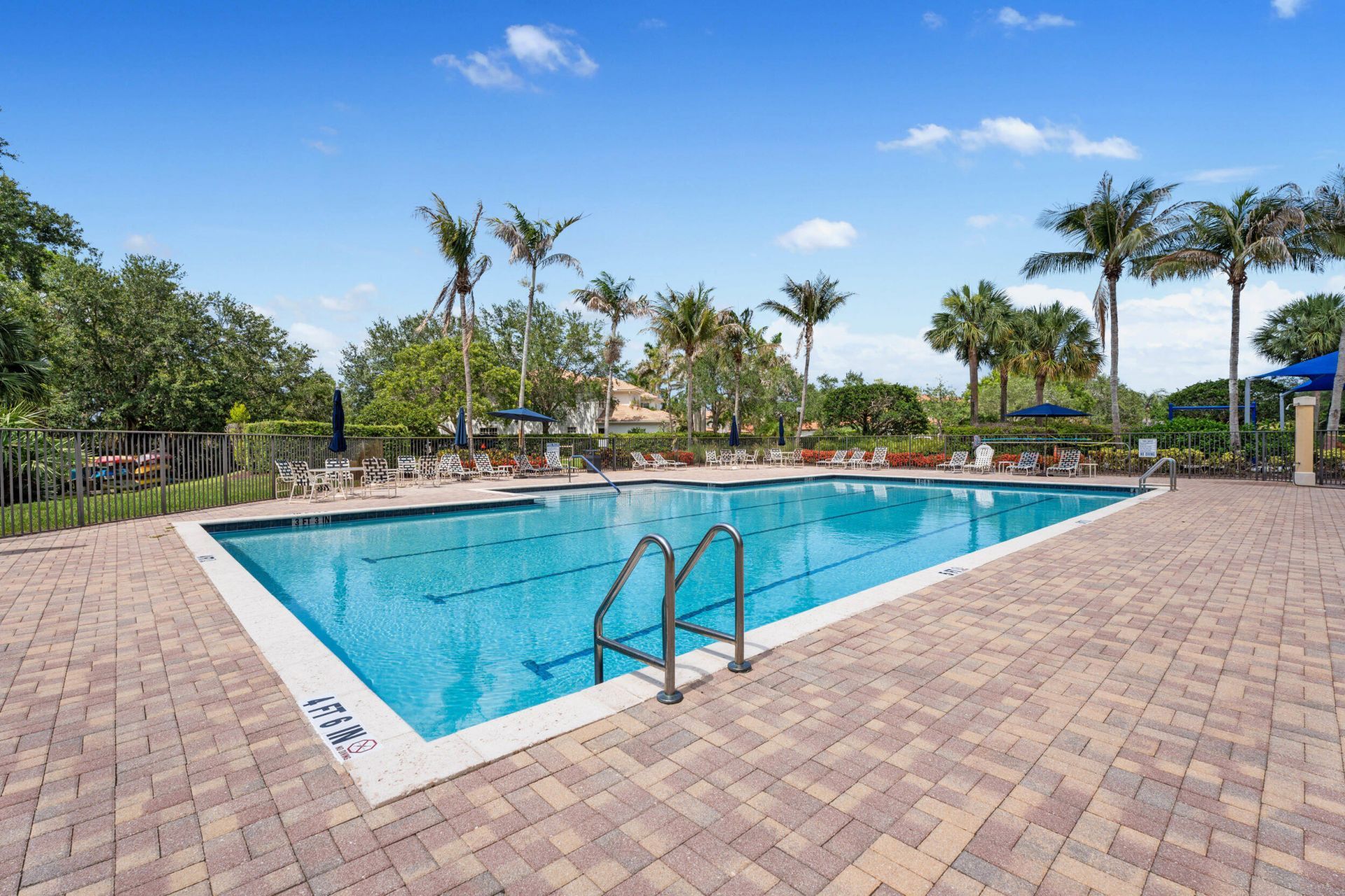 910 SW Palm Cove Drive, Palm City, FL 34990 Photo