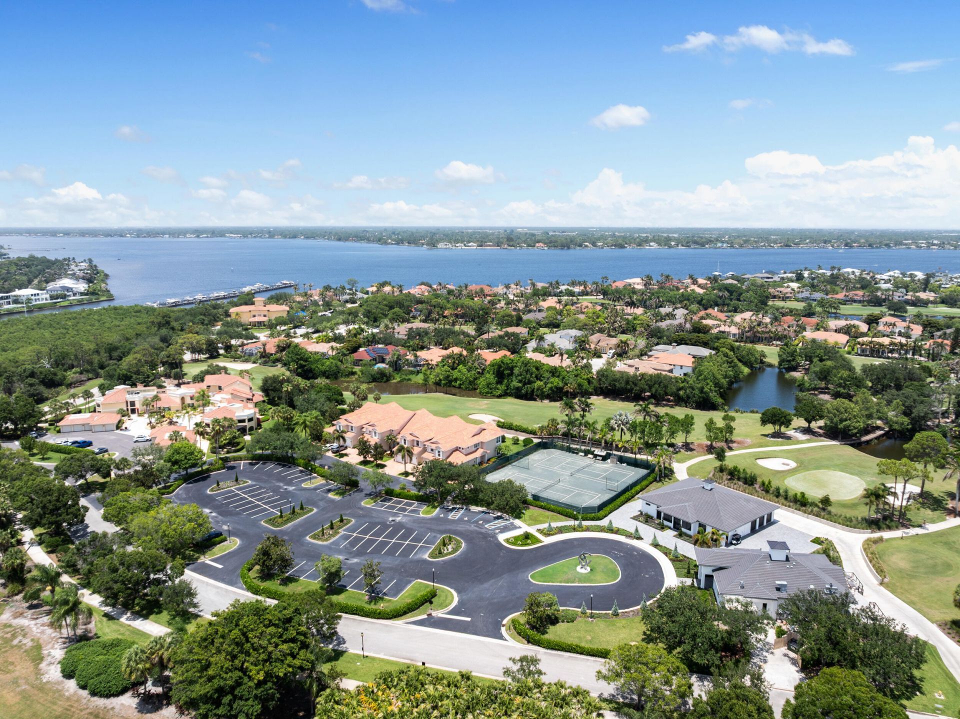 910 SW Palm Cove Drive, Palm City, FL 34990 Photo
