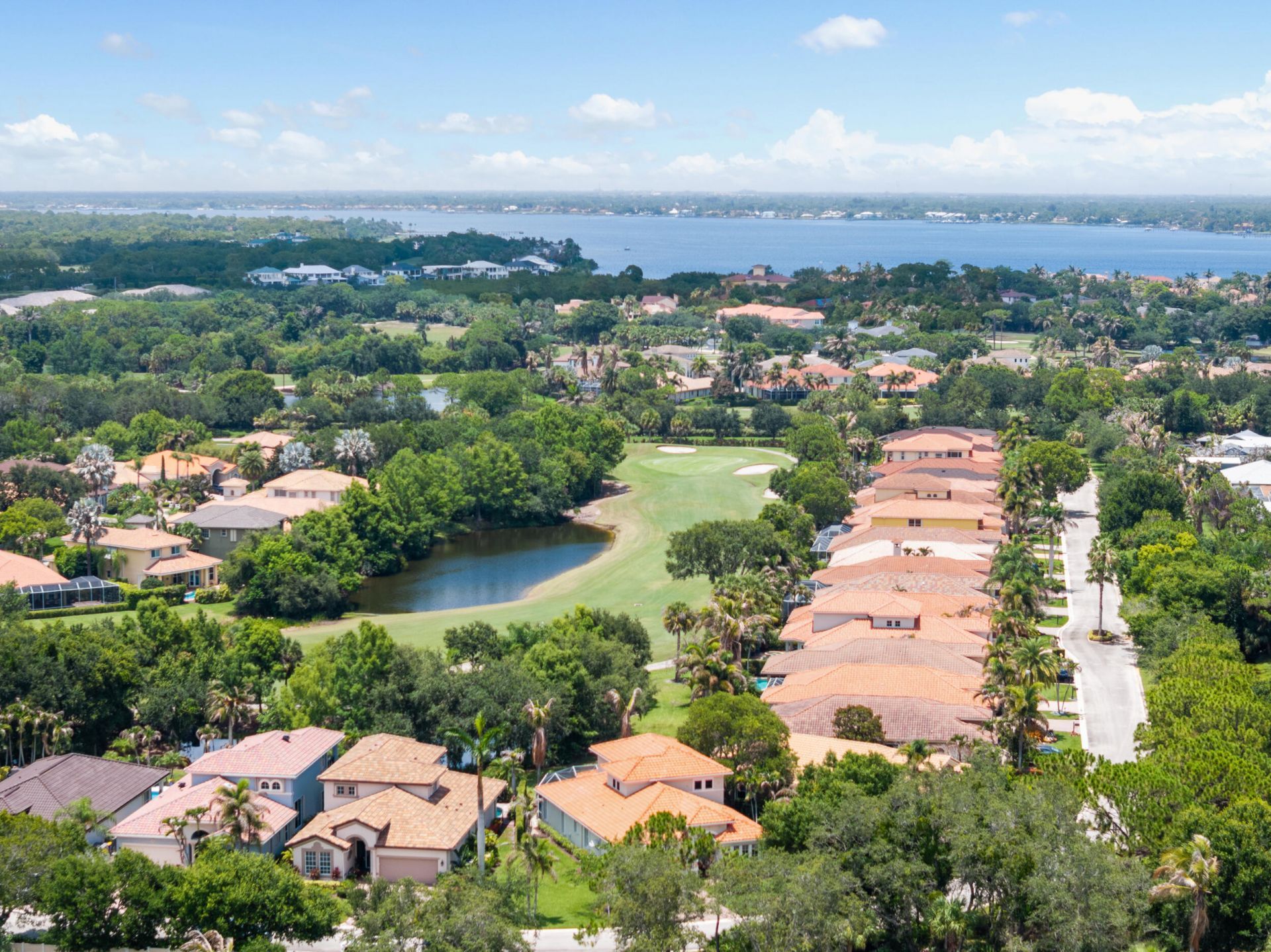 910 SW Palm Cove Drive, Palm City, FL 34990 Photo