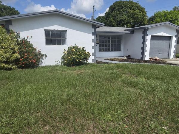 Lauderhill, FL 33313