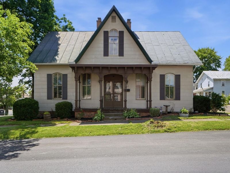 121 N Main Street , Baltimore, OH 43105 Photo 1