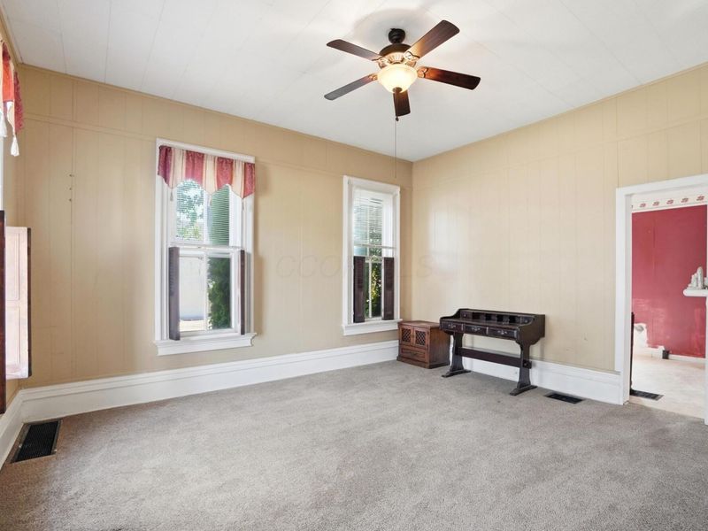 121 N Main Street , Baltimore, OH 43105 Photo 11