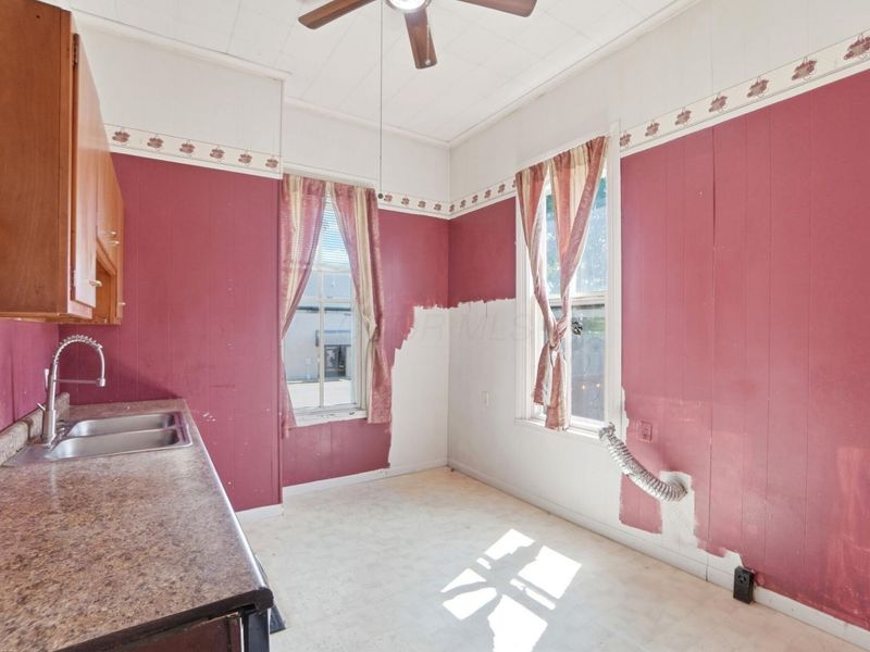 121 N Main Street , Baltimore, OH 43105 Photo 18