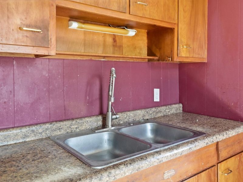 121 N Main Street , Baltimore, OH 43105 Photo 20