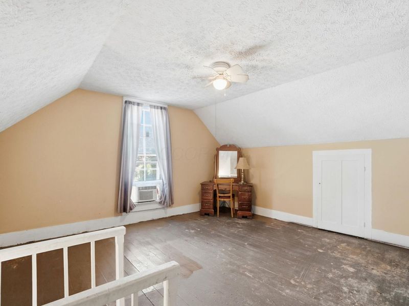 121 N Main Street , Baltimore, OH 43105 Photo 35