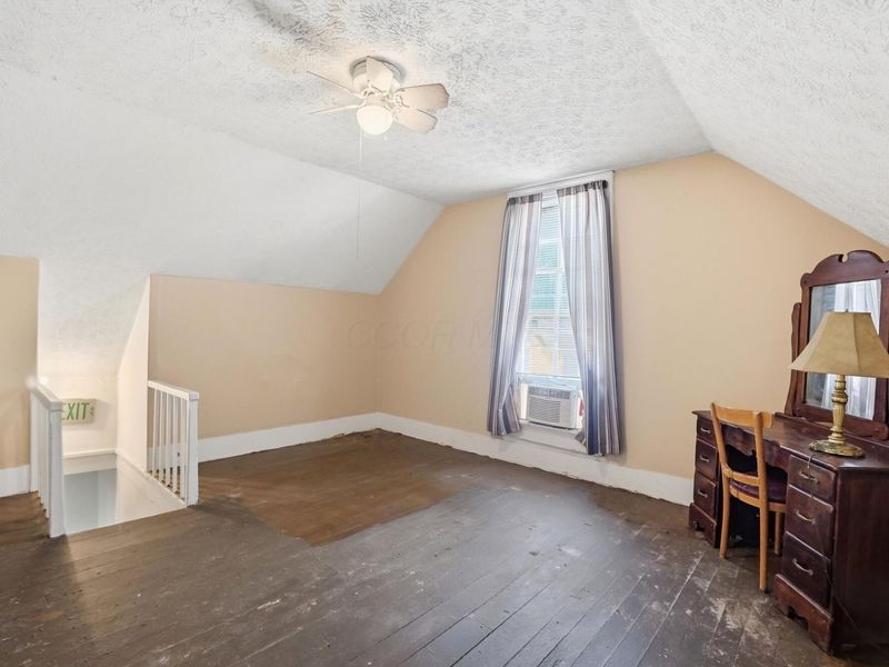 121 N Main Street , Baltimore, OH 43105 Photo 36