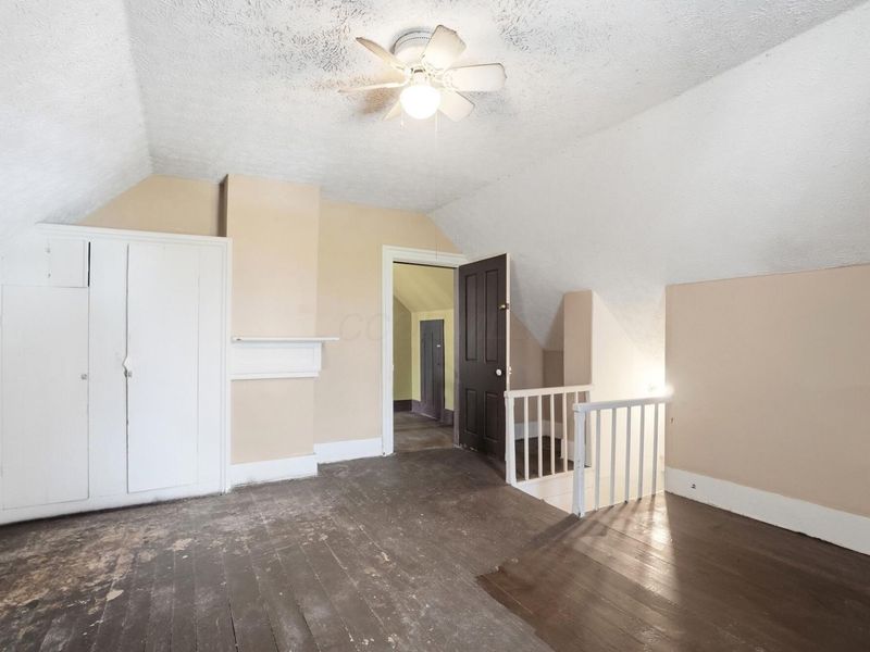 121 N Main Street , Baltimore, OH 43105 Photo 37
