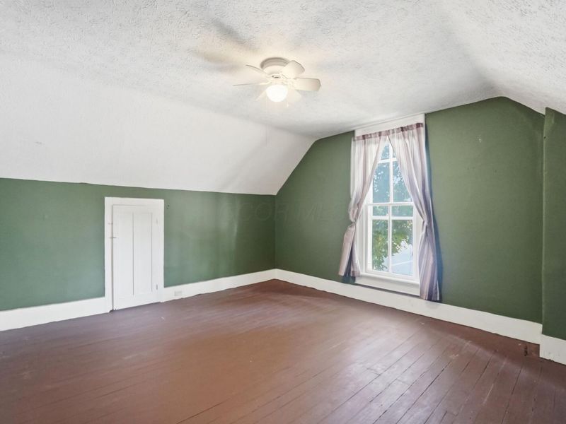 121 N Main Street , Baltimore, OH 43105 Photo 40