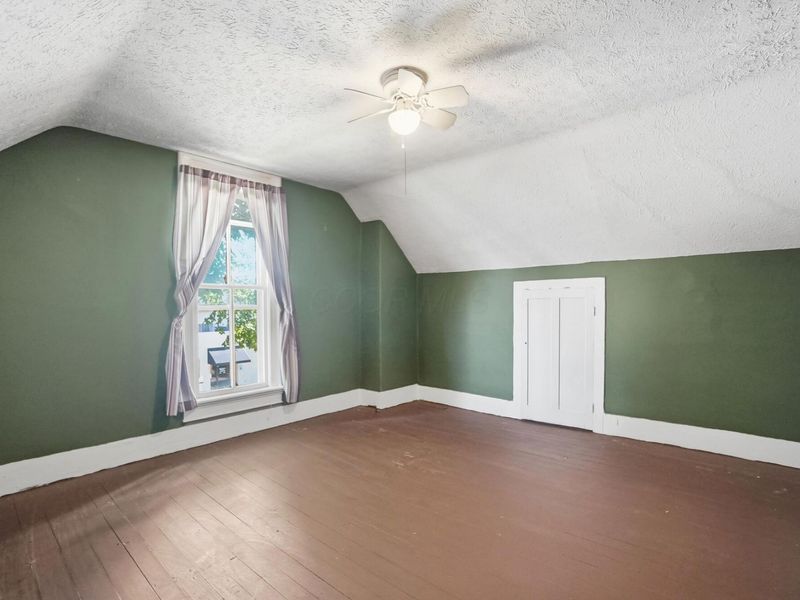 121 N Main Street , Baltimore, OH 43105 Photo 41