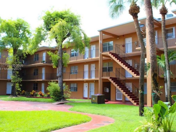 1230 W 54th St , Unit 218A, Hialeah, FL 33012