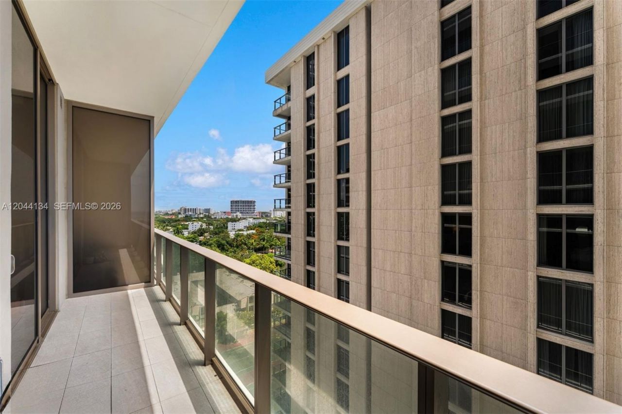 2655 S Bayshore Dr , Unit 908, Miami, FL 33133 Photo
