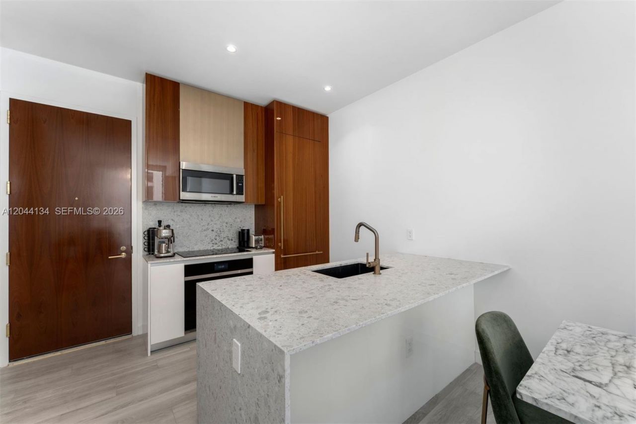 2655 S Bayshore Dr , Unit 908, Miami, FL 33133 Photo