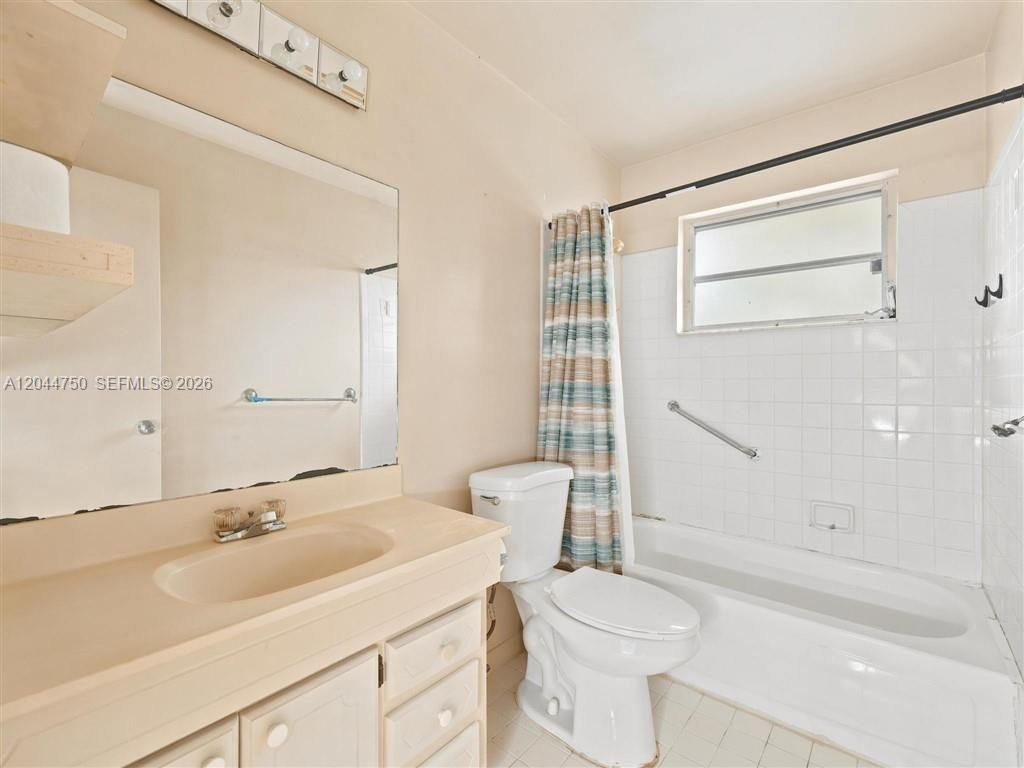 211 SE 10th St , Hallandale Beach, FL 33009 Photo