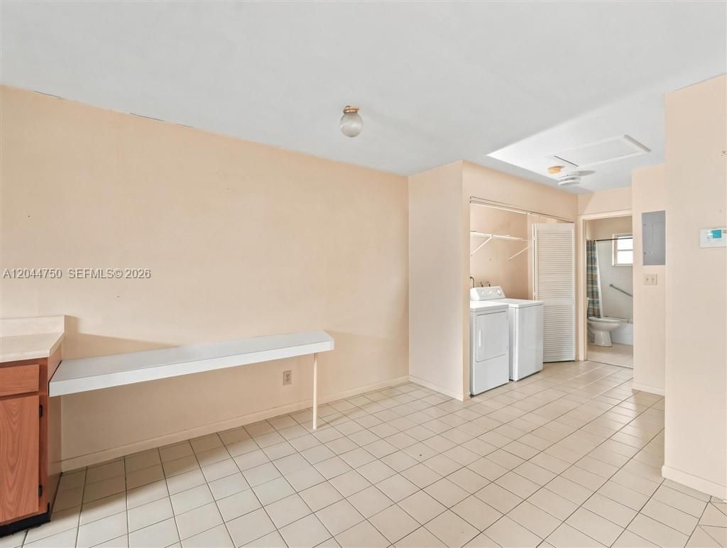 211 SE 10th St , Hallandale Beach, FL 33009 Photo