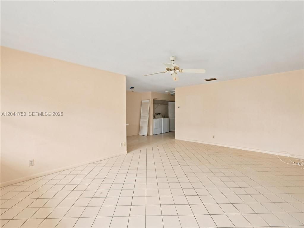 211 SE 10th St , Hallandale Beach, FL 33009 Photo